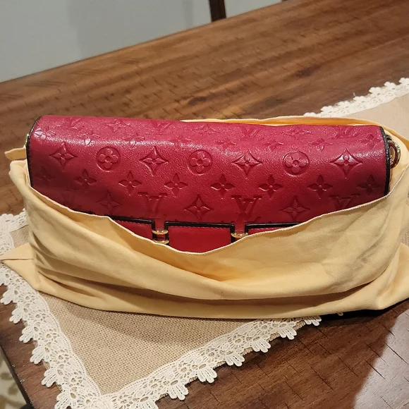 ๐SOLD๐ ๐ฆ ULTRA RARE ๐ฆ LV Maidia Rubel Red bag - Picture 16 of 16